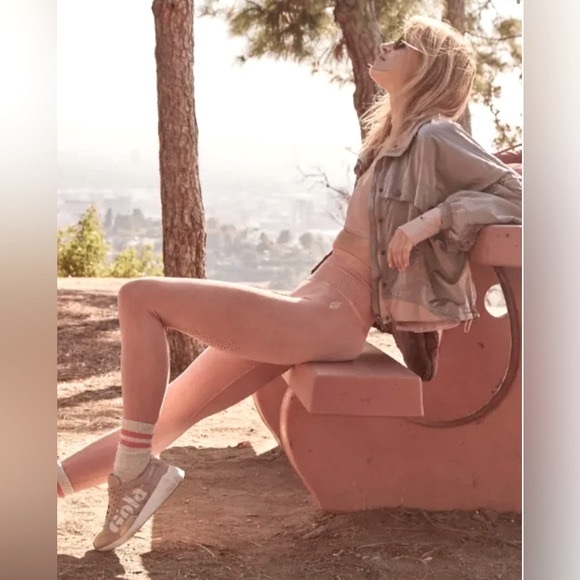 Free people movement good karma legging NWT - Picture 8 of 10